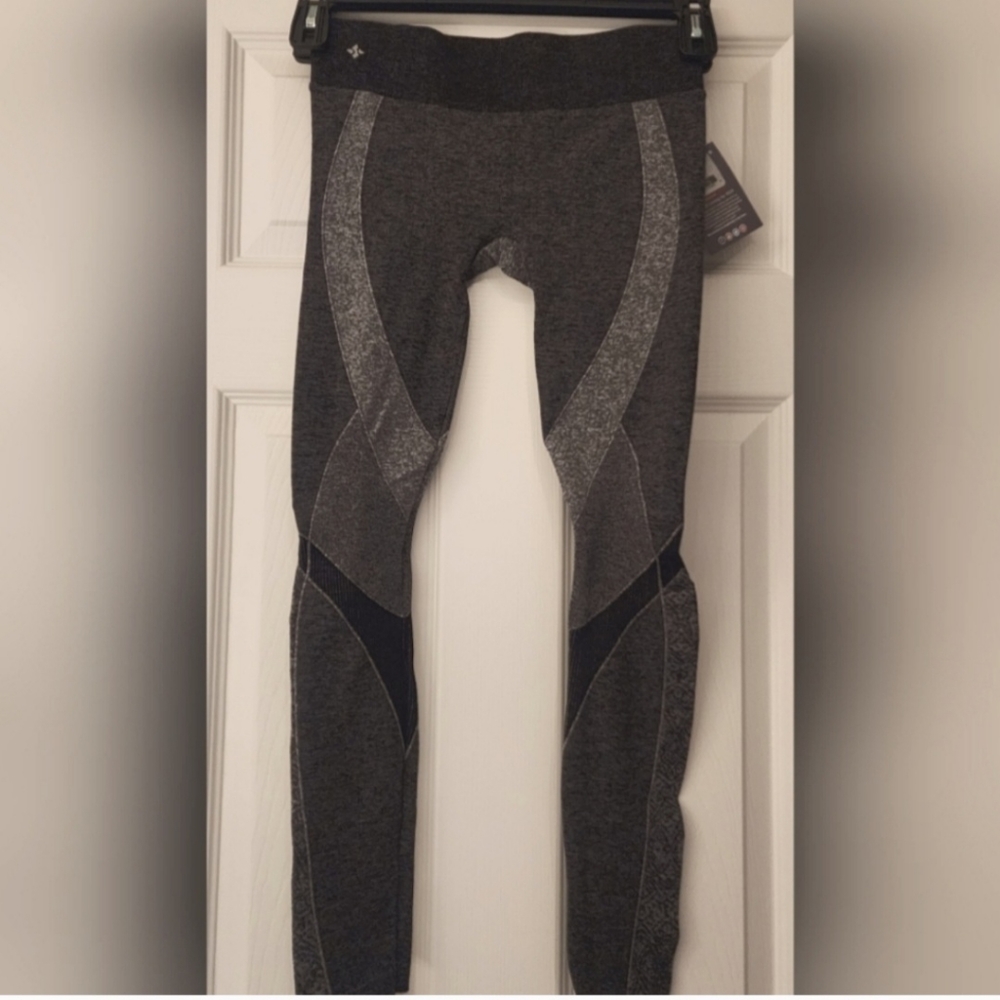 NUX London leggings Heather black Sz SM - Picture 3 of 8
